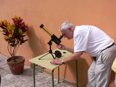 Atelier luminosité et température du soleil Atelier luminosité et température du soleil