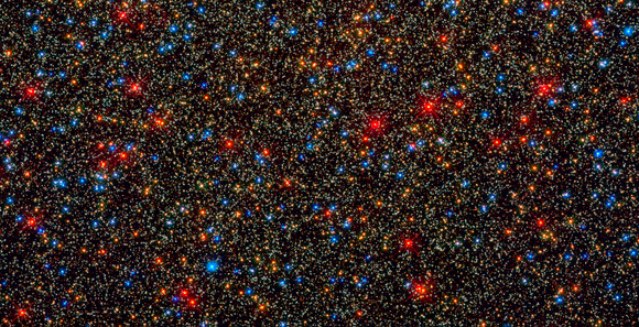 Omega de Centauri vu par Hubble