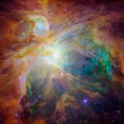 Nébuleuse d'Orion vue par Hubble et Spitzer