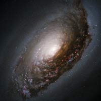 M64 vu par Hubble