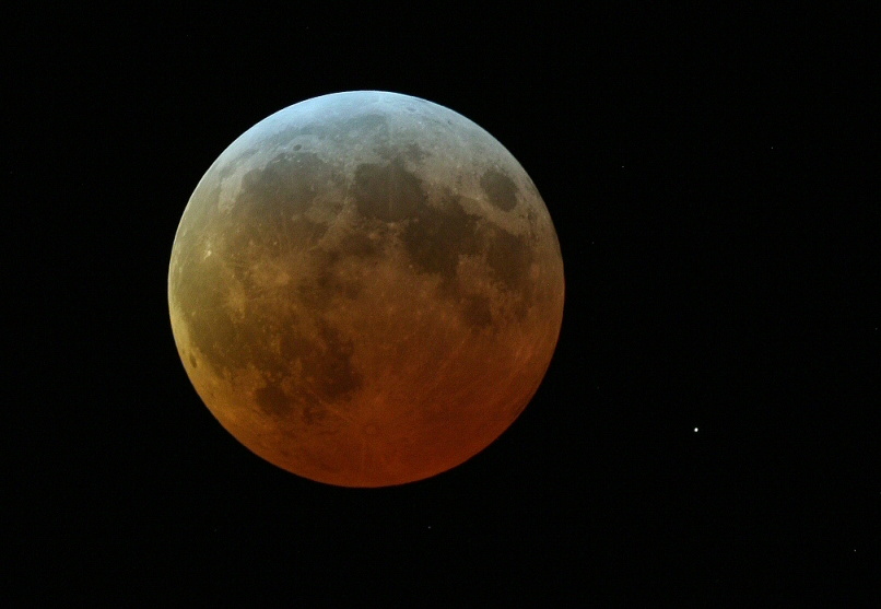 Eclipse de la Lune pris par Robert Wielinga