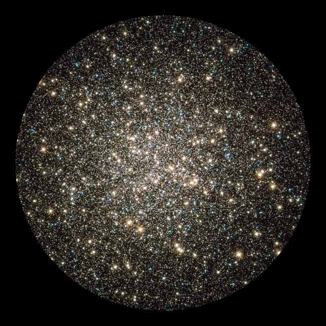 M13 vu par Hubble