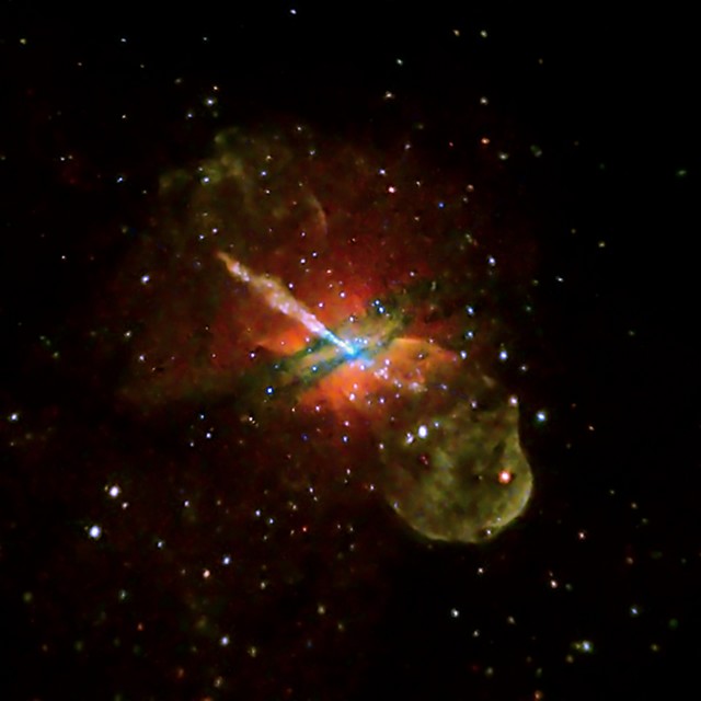 Centaurus A. Vue par Chandra